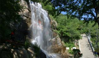 伤心人面对一江春水